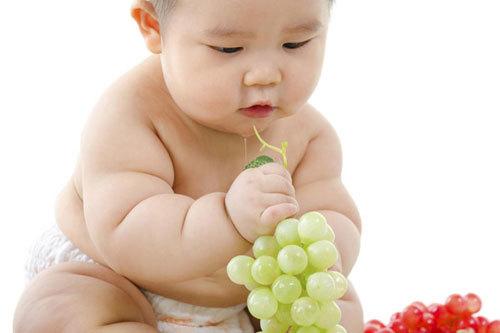 Ép con ăn khiến trẻ có nguy cơ bị béo phì